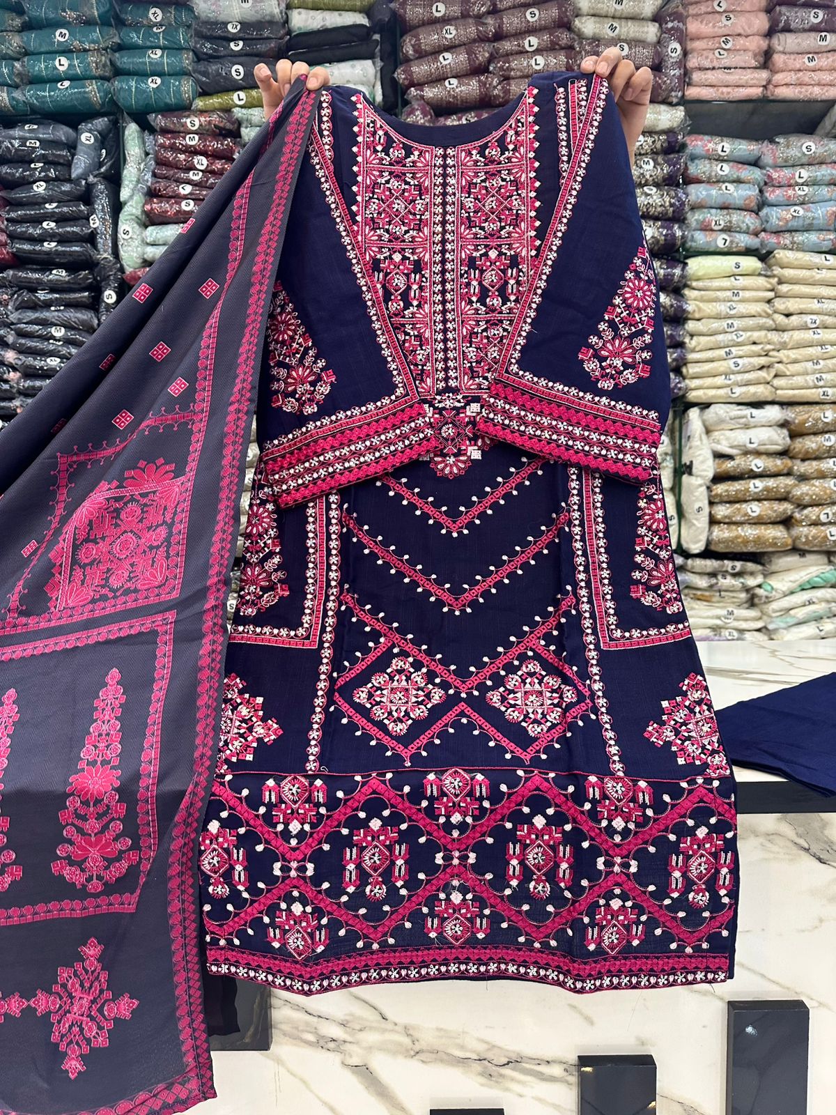 WINTER 2026*KHADDAR STUFF*TILLA,SEQUNECE WOKRK WITH EMBELISHMENT*WOOL STUFF PRINTED SHAWL*S M L XL SIZES AVAILABLE