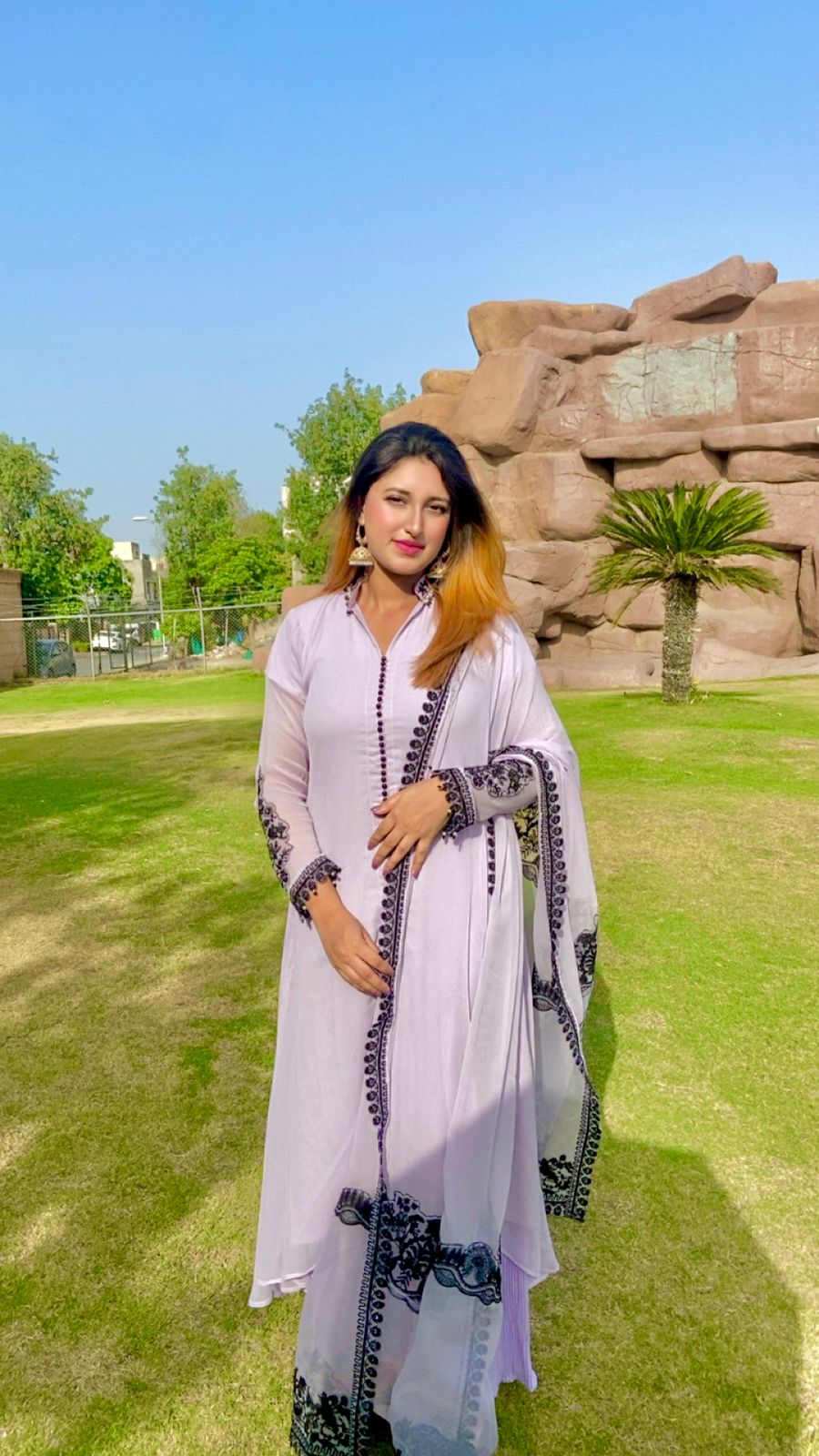 “NEW ARRIVAL”  New Pure Chiffon Flairy Frock With Buttons Style Front Along With Beautiful Embroidered Dupatta And Crush Flapper In Amazing Colour!!