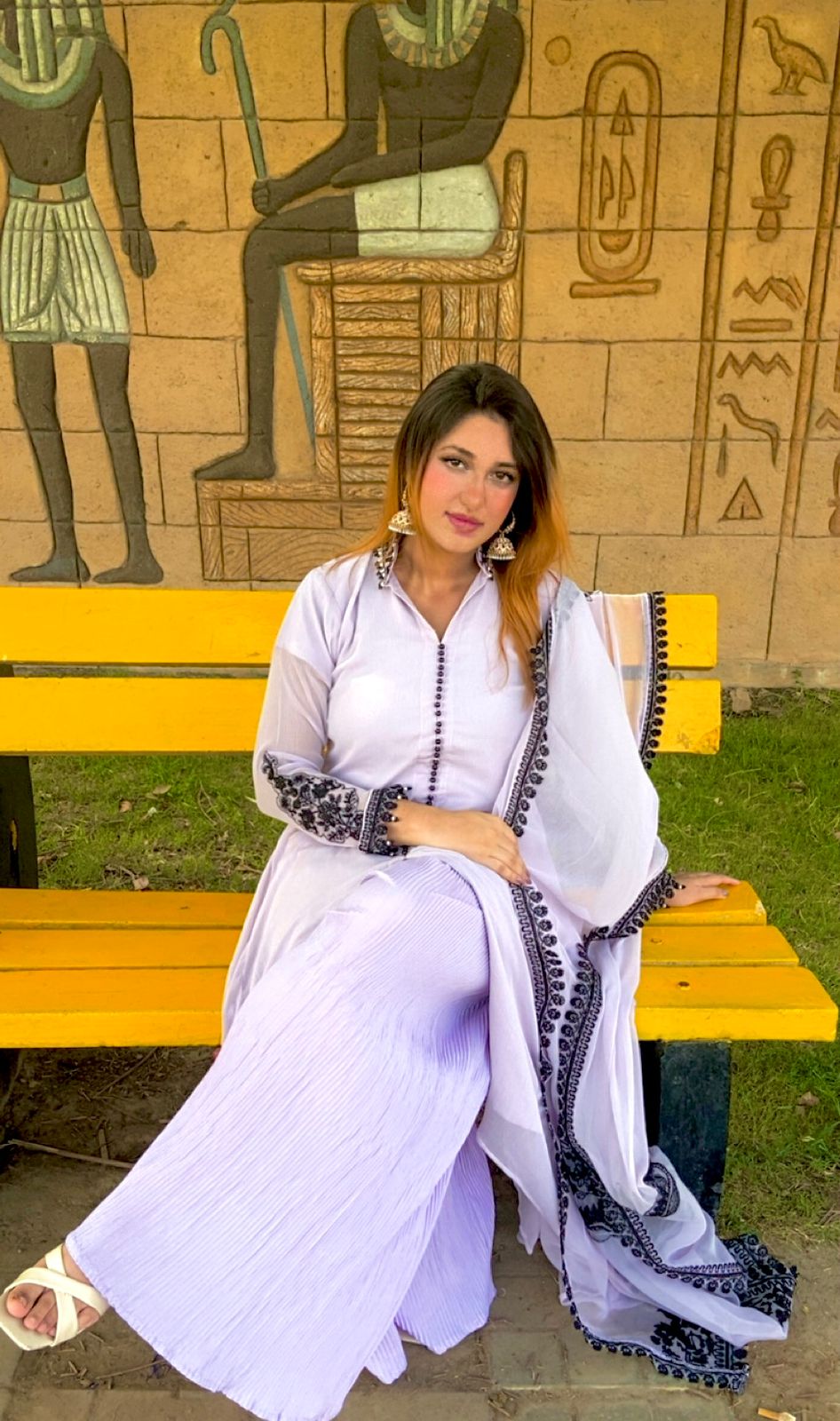 “NEW ARRIVAL”  New Pure Chiffon Flairy Frock With Buttons Style Front Along With Beautiful Embroidered Dupatta And Crush Flapper In Amazing Colour!!