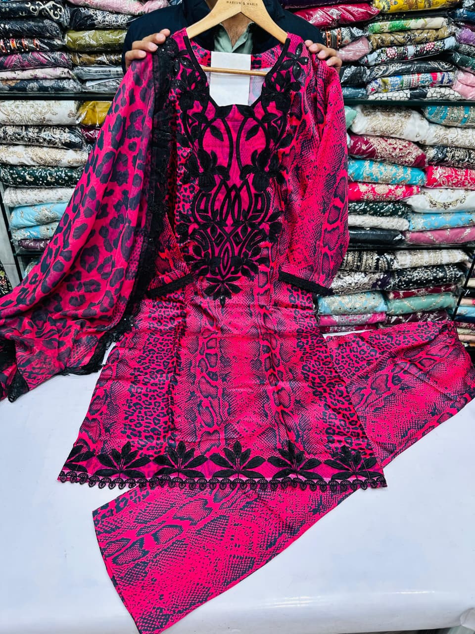 NEW ARRIVAL  Eid Collection 2026 ✨ SIZE:S.M.L.XL STUFF:SHAMOZ Silk, SHIRT  TROUSER SILK TROUSER Fabric Dupatta: Embriodered.. Maria B ♥️🌹