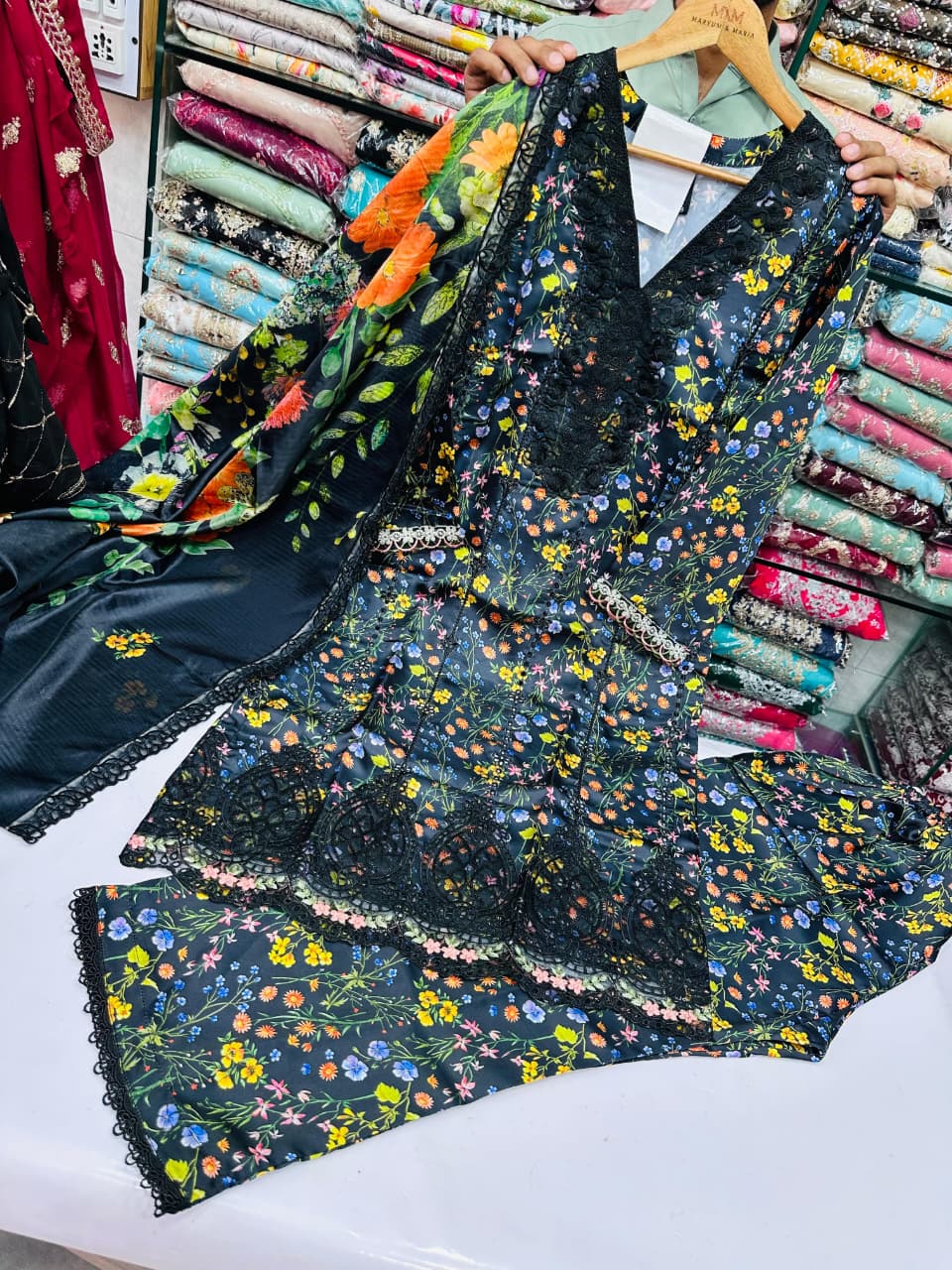 NEW ARRIVAL  Eid Collection 2026 ✨ SIZE:S.M.L.XL STUFF:SHAMOZ Silk, SHIRT  TROUSER SILK TROUSER Fabric Dupatta: Embriodered.. Maria B ♥️🌹